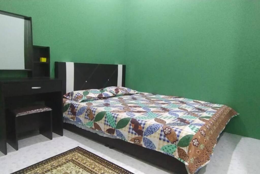 Homestay Kak Tiy Kuala Terengganu Kültér fotó